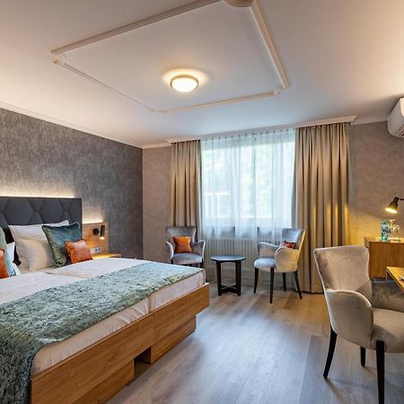Villa Westend Hotel An Der Messe Frankfurt am Main Ngoại thất bức ảnh