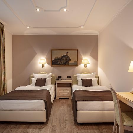 Villa Westend Hotel An Der Messe Frankfurt am Main Ngoại thất bức ảnh