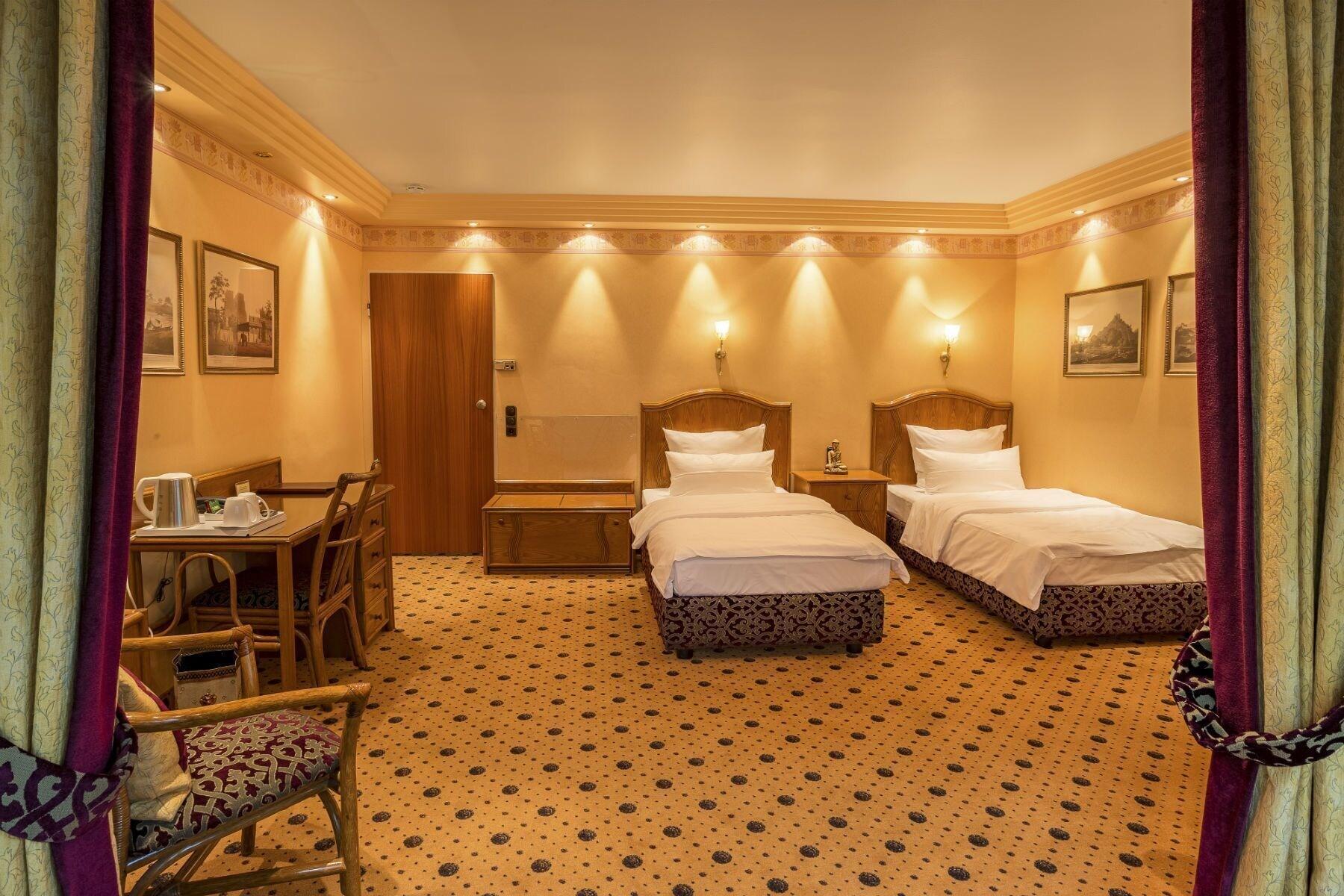Villa Westend Hotel An Der Messe Frankfurt am Main Ngoại thất bức ảnh